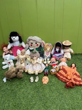 Mixed Vintage Doll Lot – Raggedy Style, International, Baby & Collectible Doll